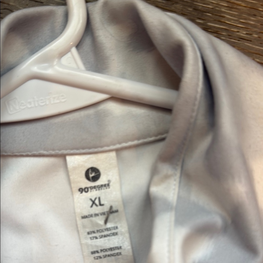 90 Degree by Reflex White and Gray Jacket - Picture 2 of 3
